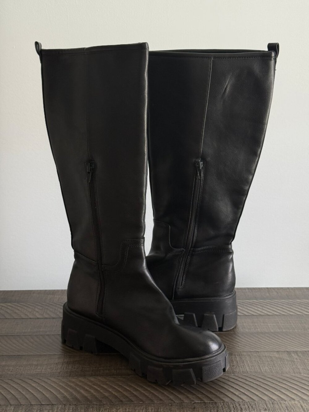 Sincerely Jules Black Chelsea Knee-High Boots Size 8.5 EUC - Picture 3 of 12